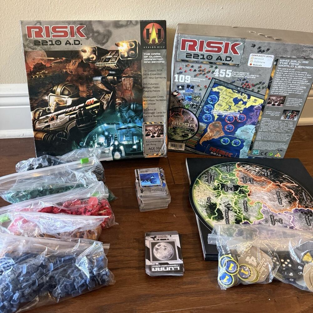 Avalon Hill Risk 2210 A.D. Strategy Board Game Complete w/ All Pieces 2007